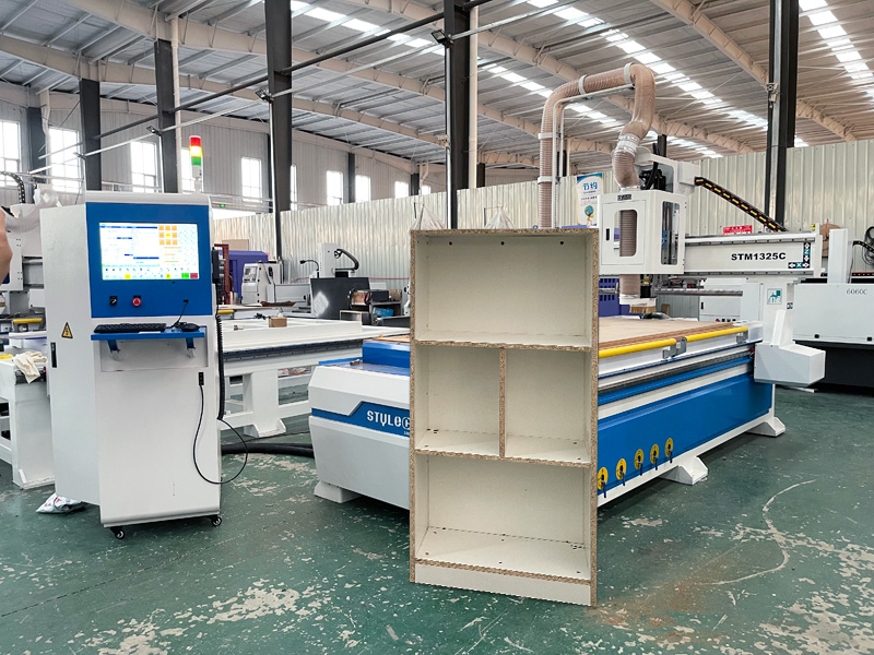 4x8用于櫥柜制作的數(shù)控木工雕刻機 4x8用于櫥柜制作的數(shù)控木工雕刻機