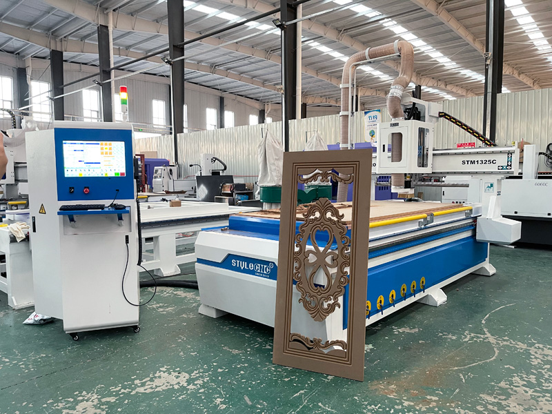 4x8用于櫥柜門制作的數(shù)控銑床 4x8用于櫥柜門制作的數(shù)控銑床
