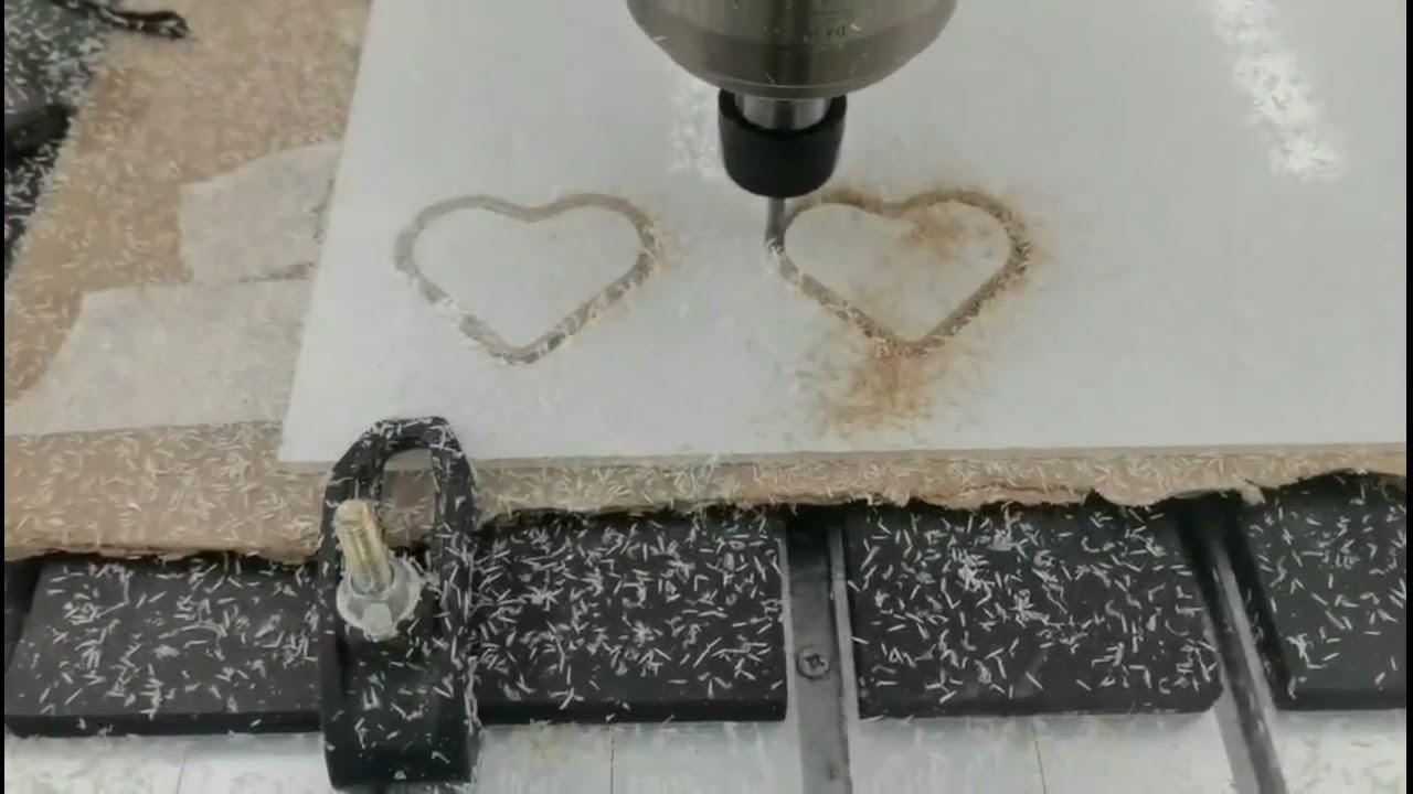 低成本三軸 4x4數(shù)控雕刻機(jī)和工作臺(tái)套件出售 低成本三軸 4x4數(shù)控雕刻機(jī)和工作臺(tái)套件出售