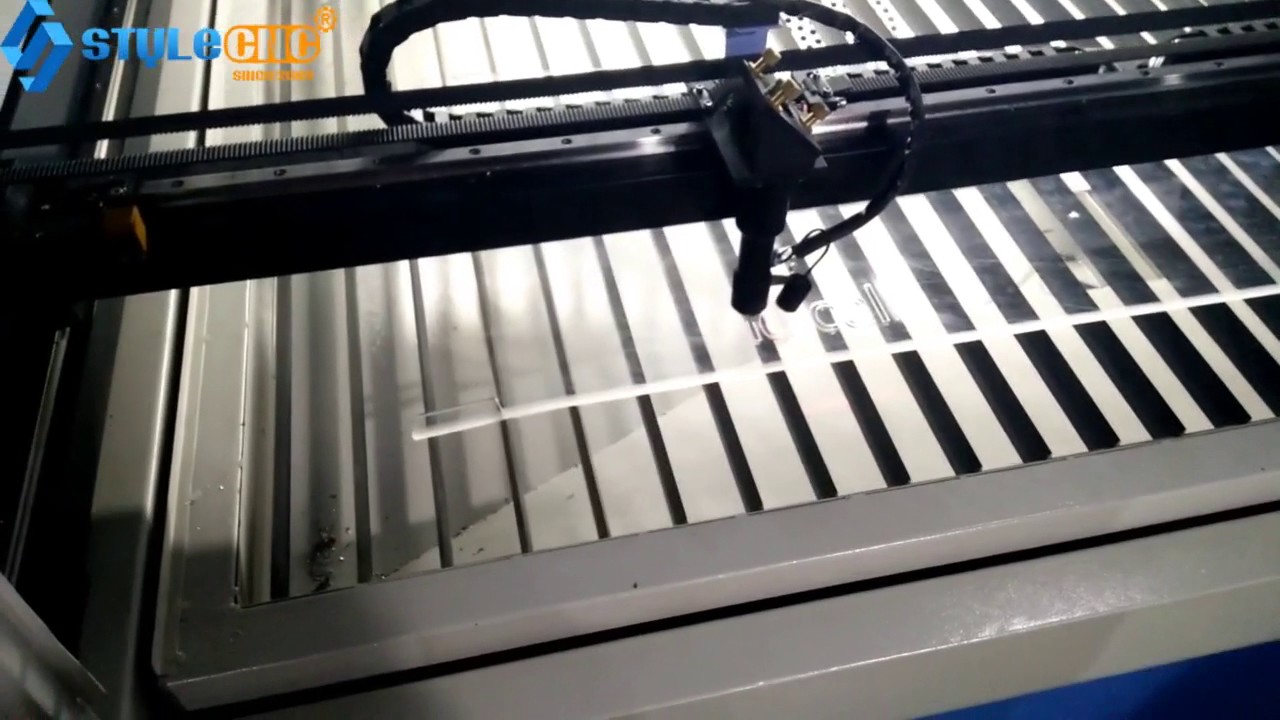 STJ1390 100W 亞克力板激光切割機(jī) STJ1390 100W 亞克力板激光切割機(jī)
